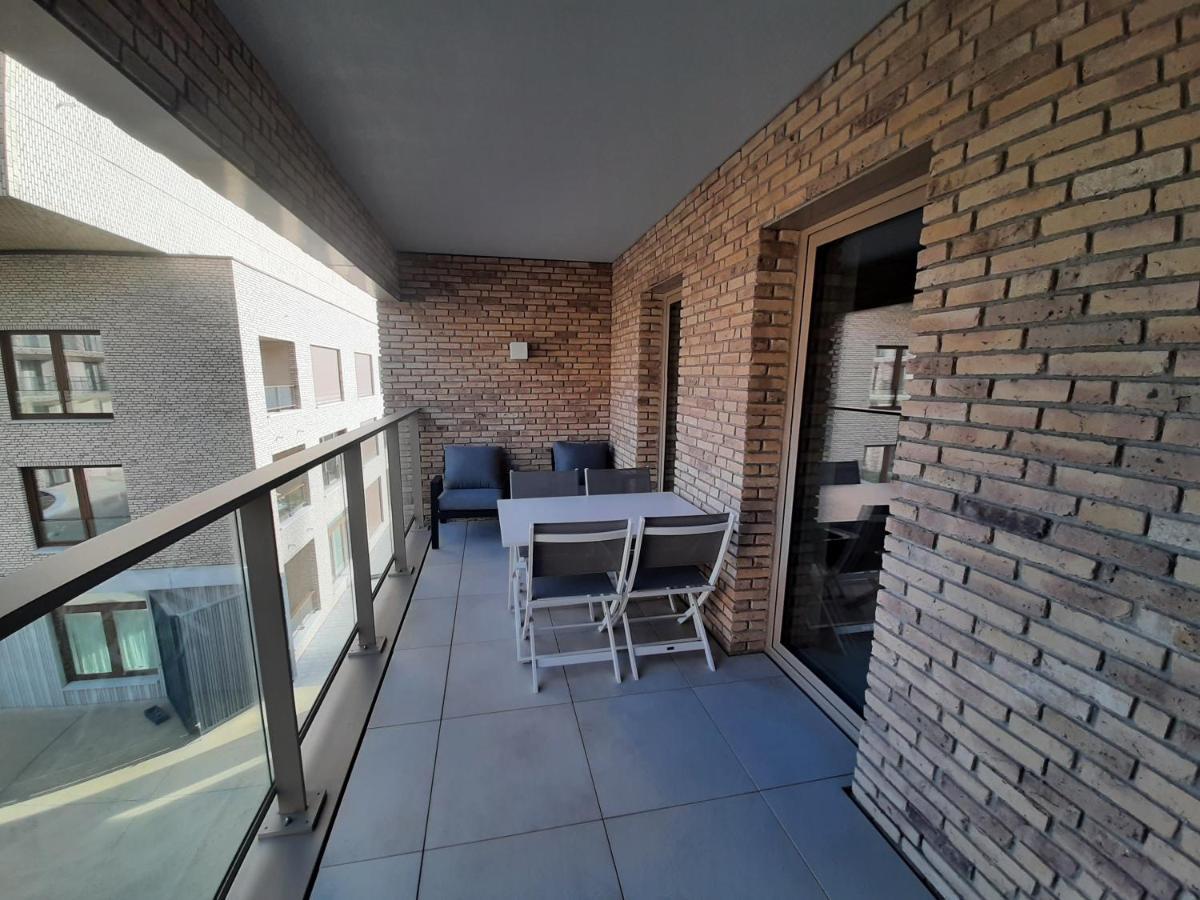 Bartine - Modern And Spacious Flat Near The Sea, Free Parking Space Ostend Exterior foto