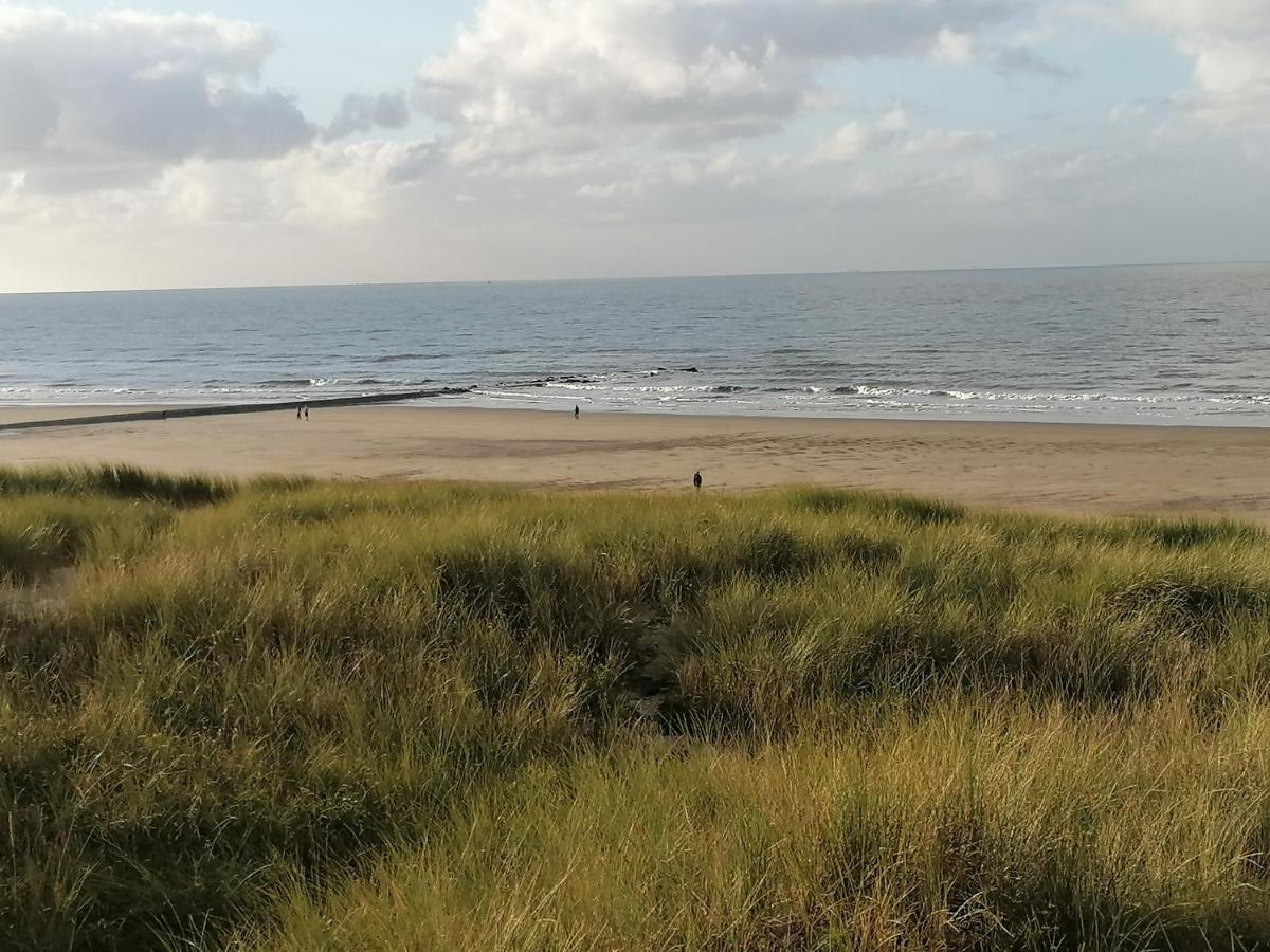 Bartine - Modern And Spacious Flat Near The Sea, Free Parking Space Ostend Exterior foto