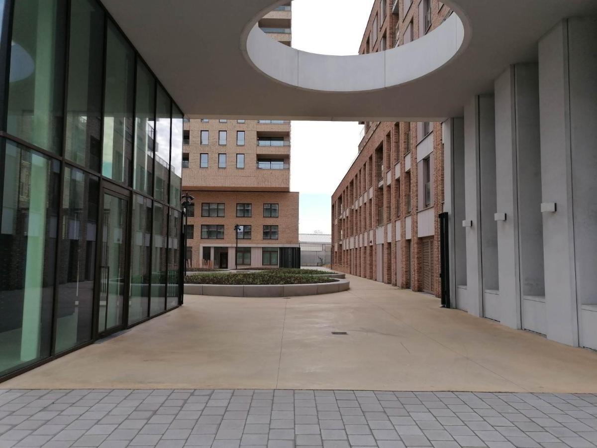 Bartine - Modern And Spacious Flat Near The Sea, Free Parking Space Ostend Exterior foto