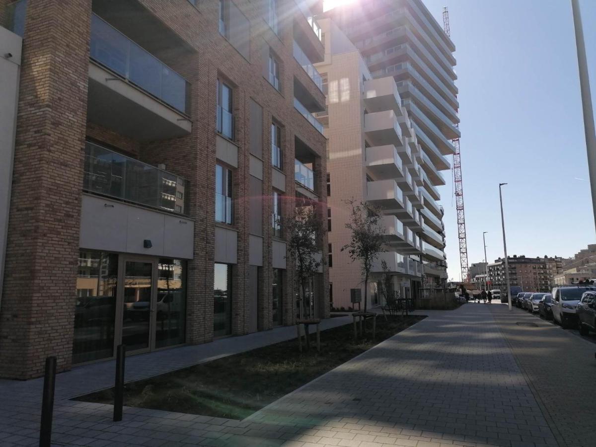 Bartine - Modern And Spacious Flat Near The Sea, Free Parking Space Ostend Exterior foto